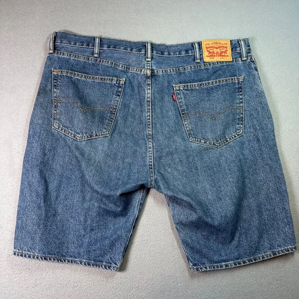 Levi's 505 Regular Fit Denim Shorts Mens 42 Blue Medium Wash‎ Jean Shorts 1793